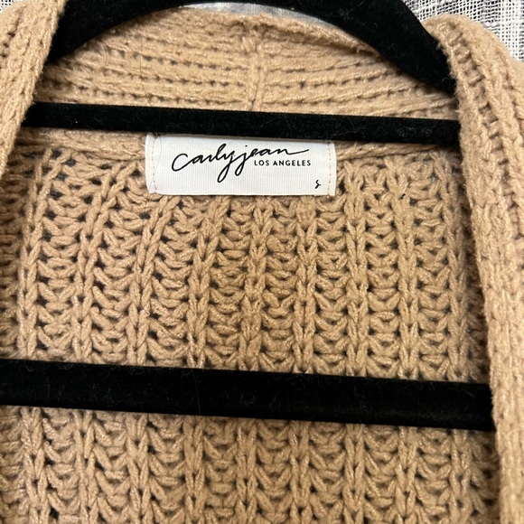 Carly Jean Los Angeles cardigan - Picture 2 of 2